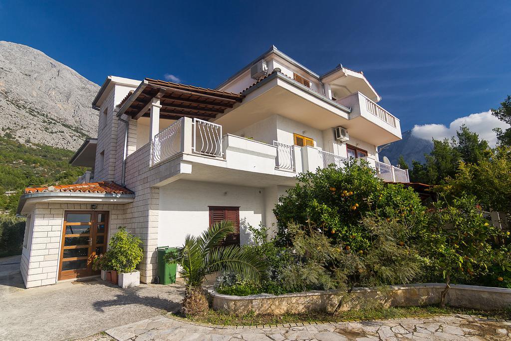 Apartments Ana Baška Voda Exteriör bild